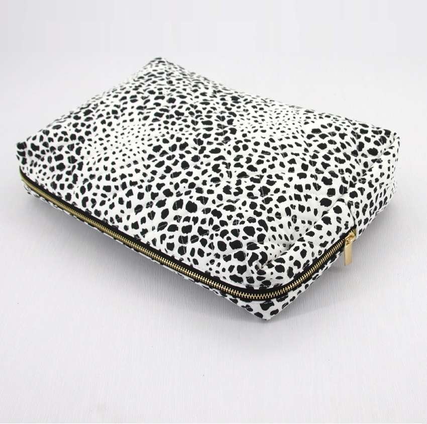 Leopard Printed Canvas Durable Toiletry Pouch